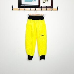 Zumba NWT! Women's Stellar Cargo Capri Pants in Lemon w/Elastic Waist Size M